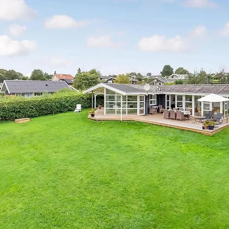 Stunning In With House Sea View Hébergement de vacances Hejls