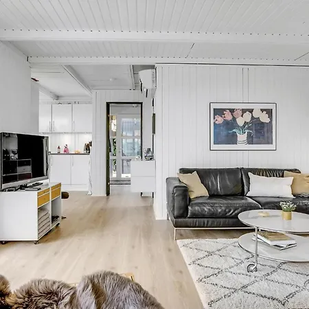 Stunning In With House Sea View